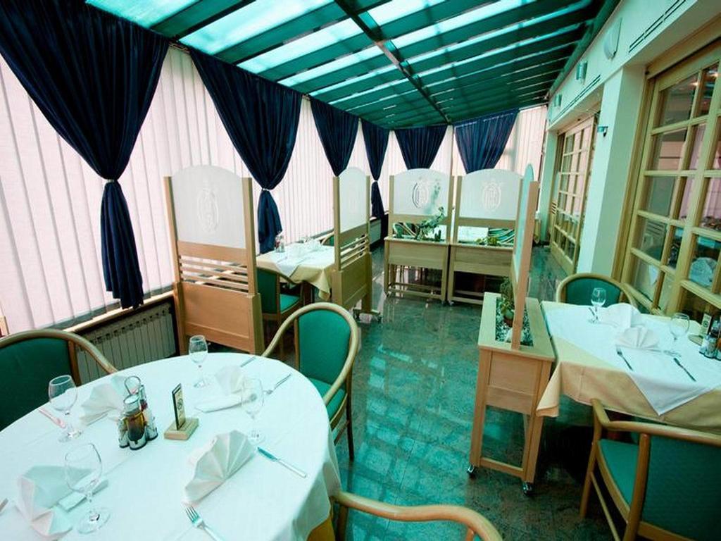 Hotel Cubic Laktaši Εξωτερικό φωτογραφία