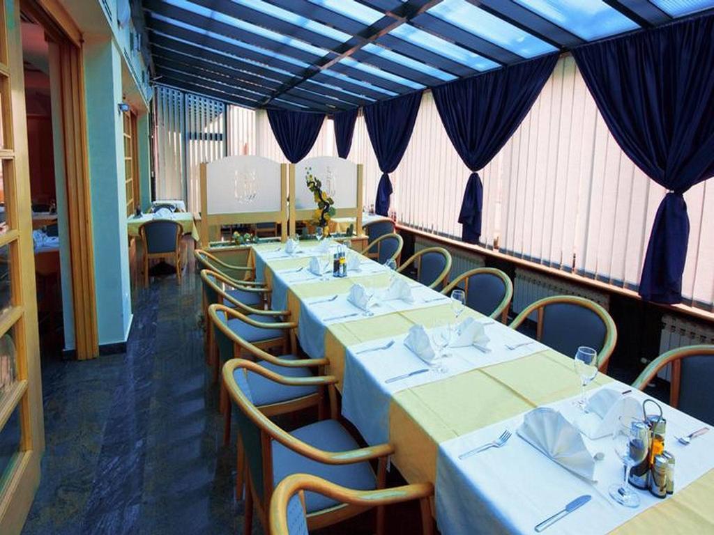 Hotel Cubic Laktaši Εξωτερικό φωτογραφία