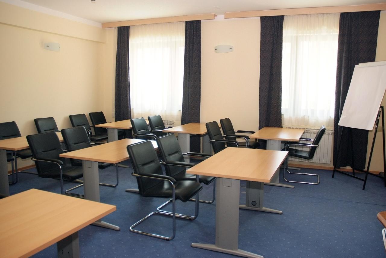 Hotel Cubic Laktaši Εξωτερικό φωτογραφία