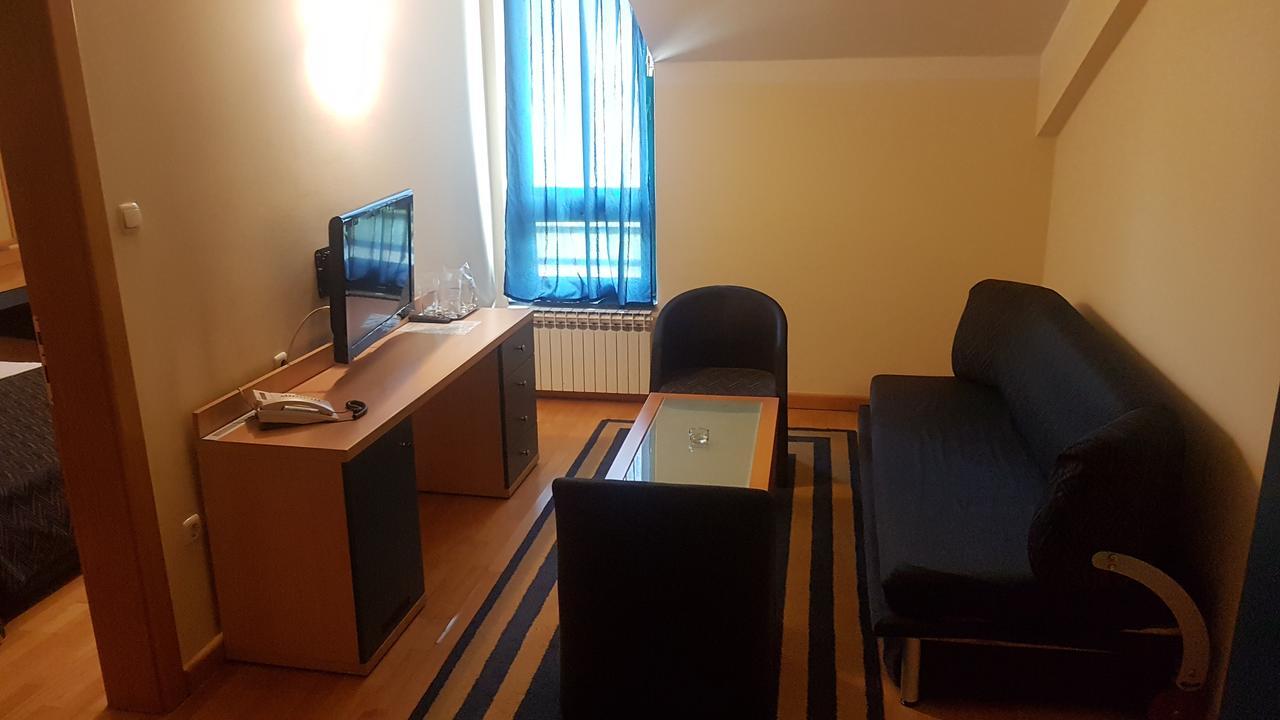 Hotel Cubic Laktaši Εξωτερικό φωτογραφία