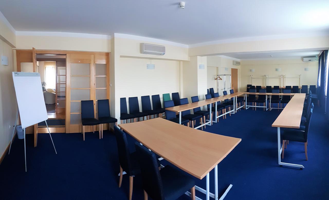 Hotel Cubic Laktaši Εξωτερικό φωτογραφία